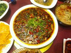 -自贡盐帮菜·玩辣餐厅(樱花园西街店)