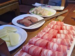 -靓寨酸汤火锅(时尚天河东一街店)