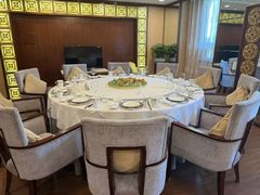 -汗腾格里·风味餐厅(新疆驻京办店)