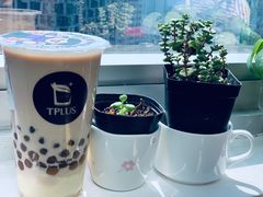 冰淇淋奶茶-TPLUS茶家(淮海店)