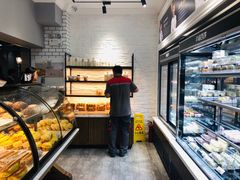面包甜点陈列柜-幸福西饼面包茶饮(车公庙店)