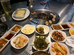 -韩聚屋韩国烤肉餐厅(新北万达店)