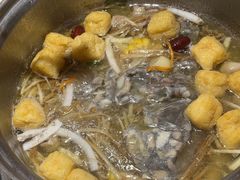 -喃喃椰·糟粕醋·椰子鸡火锅(七堡花园店)