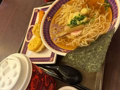 -皇室宴会厅(香港迪士尼乐园)