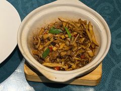 -乡村馕坑肉·烧烤·新疆菜·本地人更爱吃(阿勒泰首店)