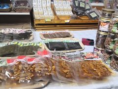 -天天向上素食餐厅(五台山店)