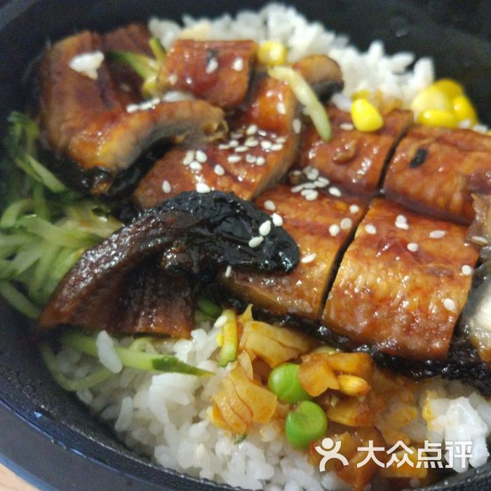 极味肥牛饭脆皮鸡饭