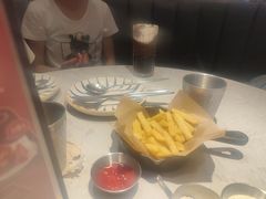-必胜客(上地华联店)