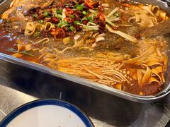 -俺家鲜·烧烤龙虾地锅鸡(观音塘店)
