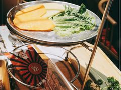 -青瓦炭韩潮烤肉(花园道店)