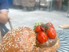 -Let'sBURGERplus·非常创意汉堡(三里屯店)