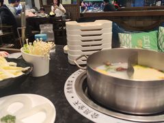 -江小渔鲜鱼火锅(西二道街店)