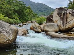 -海南热带雨林国家公园吊罗山景区