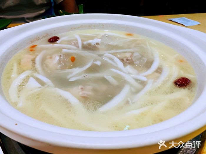 龙泉人椰子鸡(三亚旗舰店)原味椰子鸡汤图片