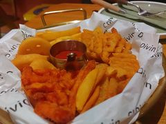 -Dragon Pizza•圆脸龙披萨·牛排餐厅