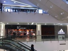 -新田360广场(上海华侨城店)