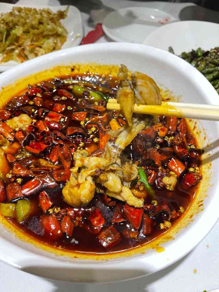 不愧是老字号川菜馆 以前胡大时候经常去 后来改名字了还是第一次去