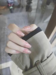 -星辰·新中式美甲美睫工作室