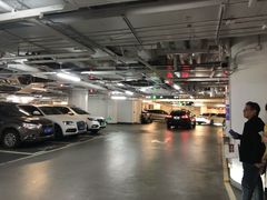 -兴业太古汇·停车场