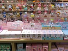 -名创优品(广东东莞东城万达2店)