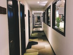 -拖板鞋咖啡旅行酒店(春熙路地铁站店)