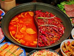 -萍姐火锅·公路夜市(武汉首店)