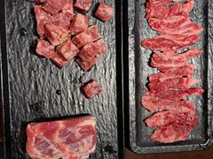 牛肋条肉-肉甲韩国木炭烤肉(新壹街1店)