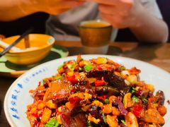 土萝卜干炒土腊肉-吃饭皇帝大(长宁龙之梦店)