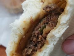 牛肉大葱包子-李小老烧饼(常营民族家园店)