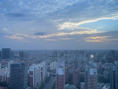 -上海龙之梦万丽酒店