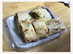 芝士肉松蛋饼-芳林早餐