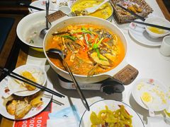 -丁里羊肉小镇(天鹅湖总店)