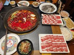 -沸炉重庆老火锅(军事博物馆店)