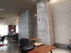 -星巴克(七宝领展广场1F店)