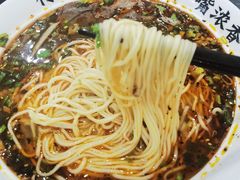 -牛一嘴·兰州牛肉面·大盘鸡(财富中心店)