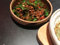-鸽子侯·家宴·平价海鲜(市图书馆店)