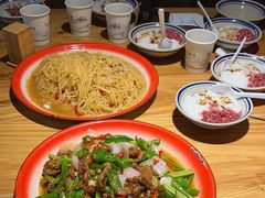 -泥糊破店小酒馆·团建聚餐(南京西路店)