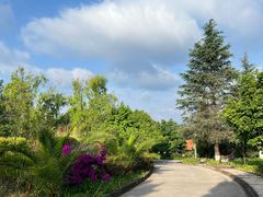 -昆明春城湖畔度假村