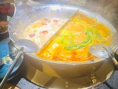 -湊湊火锅·茶憩(南京东路悦荟店)