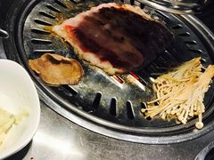 -韩聚屋韩国烤肉餐厅(新北万达店)