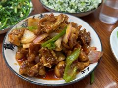 -胡子饮食店