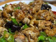 -超越海鲜屋(飞龙物业店)