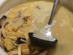 客家猪肚鸡煲-南枝记·广东味道(中骏世界城店)