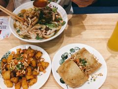 -贵凤凰贵州米粉(五道口店)