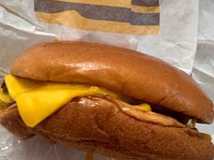 双层芝士孖堡-麦当劳(水坑尾街店)