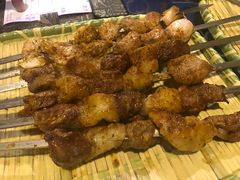 -乡村馕坑肉·烧烤·新疆菜·本地人更爱吃(阿勒泰首店)