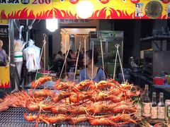 -六合夜市
