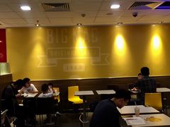 大堂-麦当劳(无锡滨湖万达店)