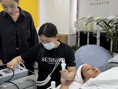 -首脑美容美发化妆美甲培训学校(龙岗校区)