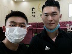 -贝菲特游泳健身(徐泾店)